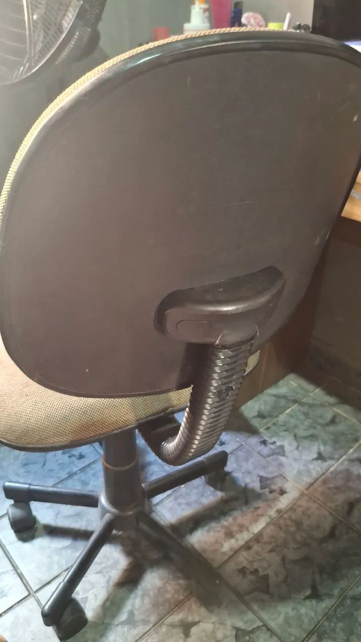 Cadeira de escritório  - Foto 5