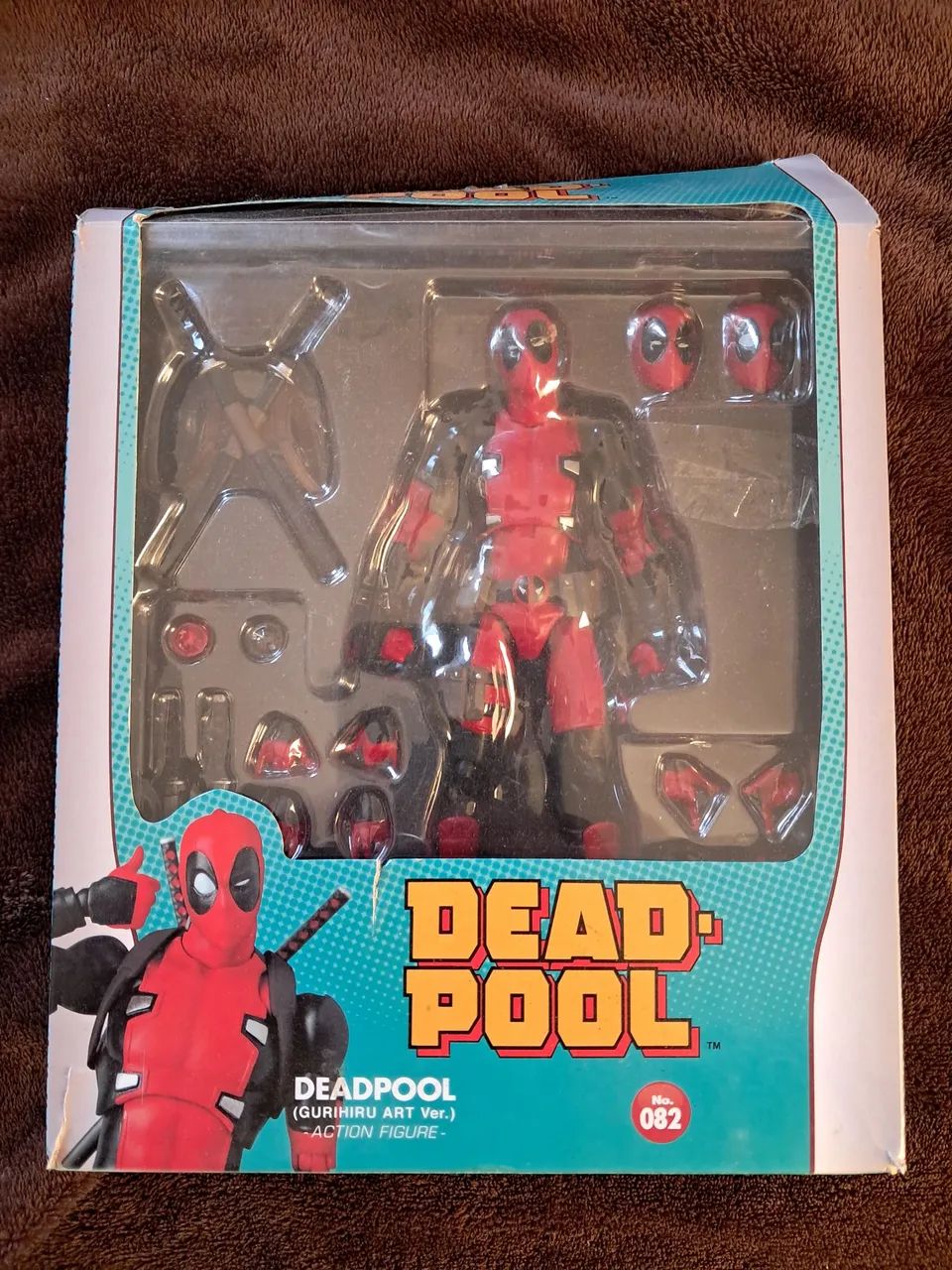 Deadpool e wolverine mafex bootleg 
