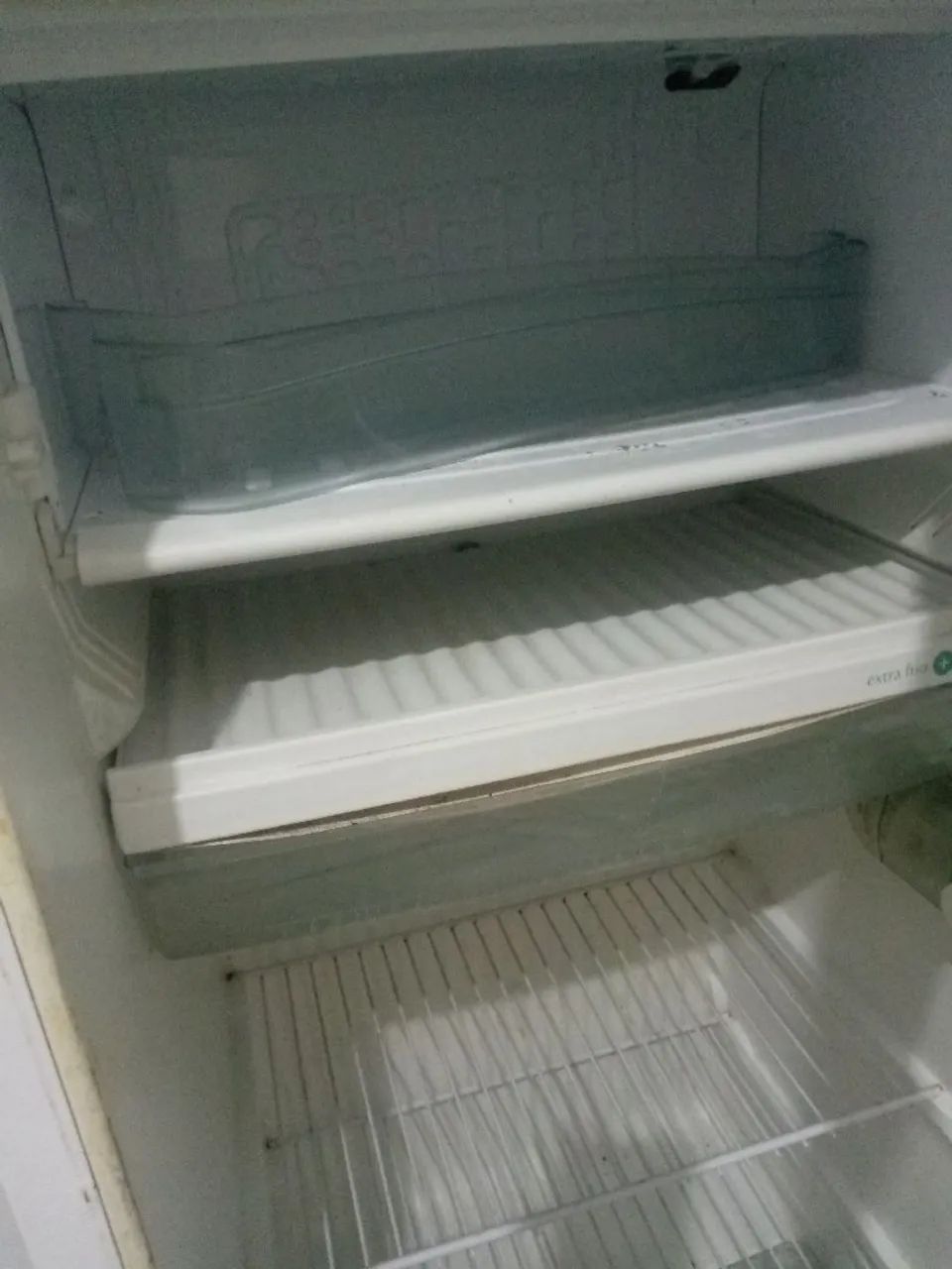 Vendo uma geladeira parada - Foto 2