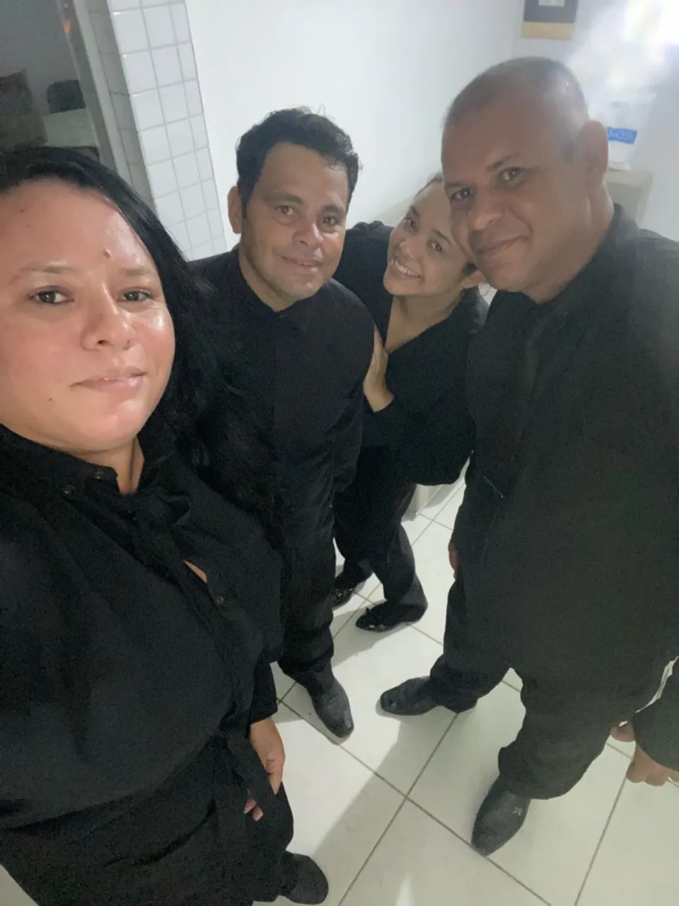 Serviço de garçom para seu evento equipe de profissionais  - Foto 2