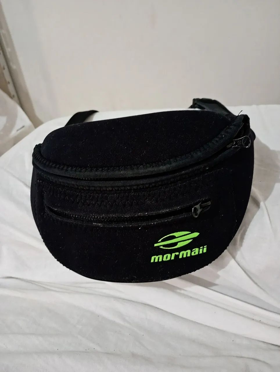 Pochete Mormaii neoprene preta nova 2 divisões original pouco uso 