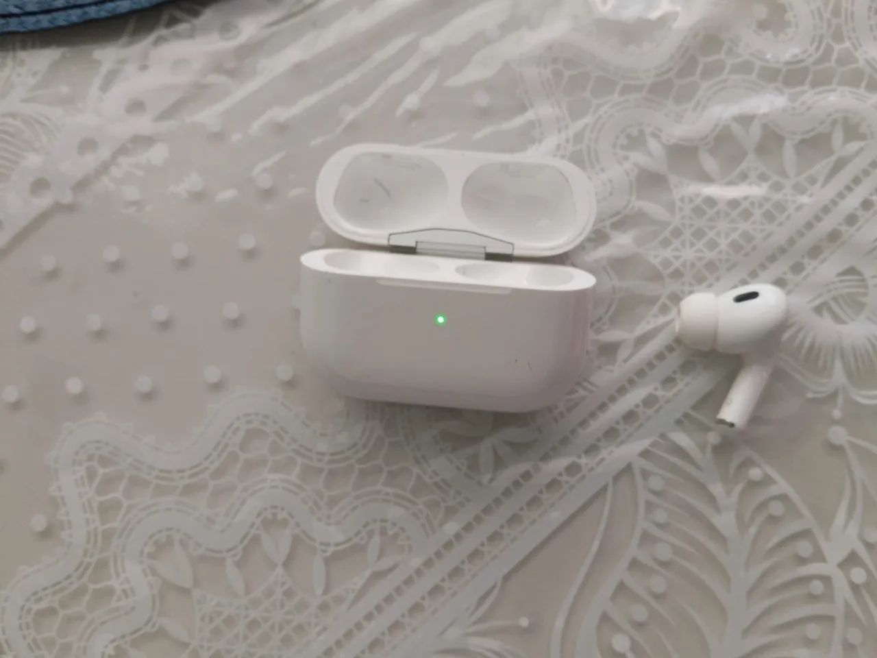 Kit com 2 AirPods 2 pro  - Foto 5