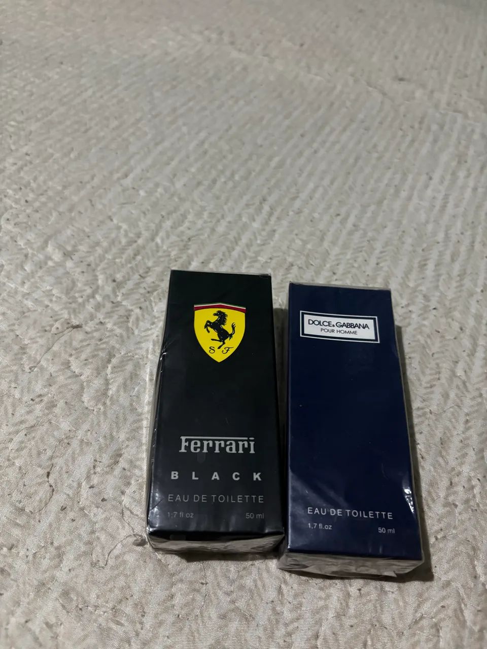 Perfume Ferrari black e dolce & Gabbana pour home 50 ml  - Foto 3