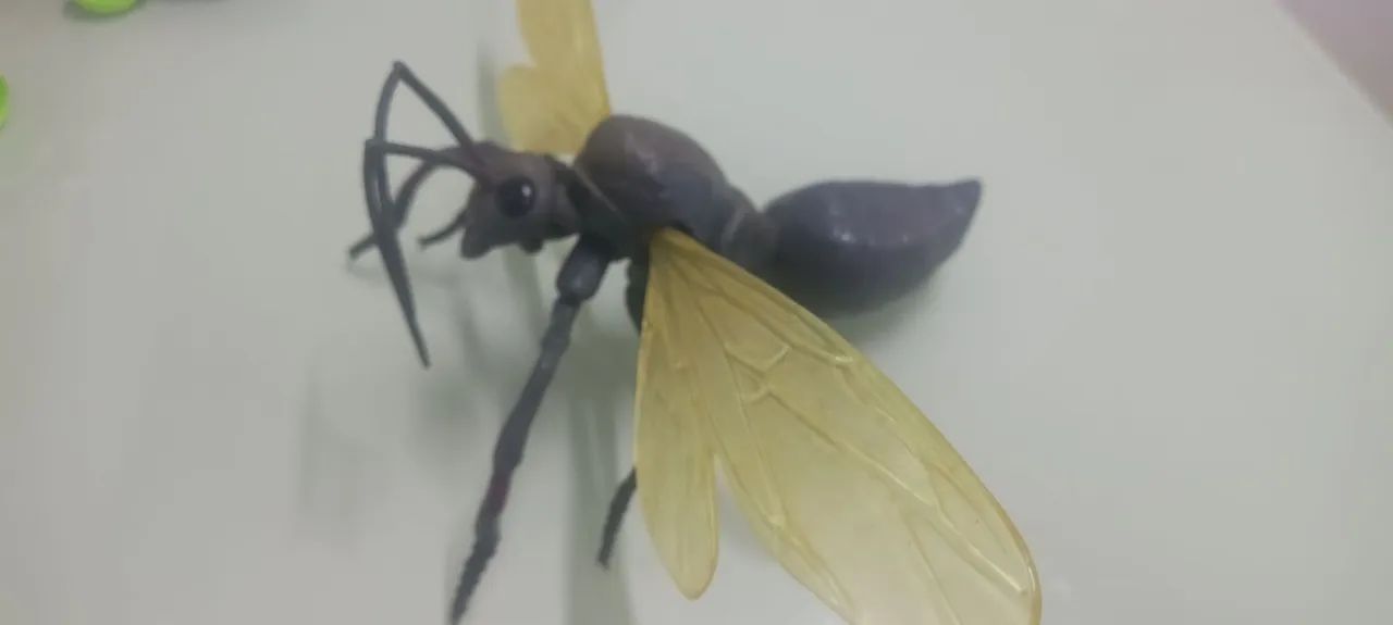 Homem-Formiga e formiga voadora  ( Hasbro)  - Foto 3