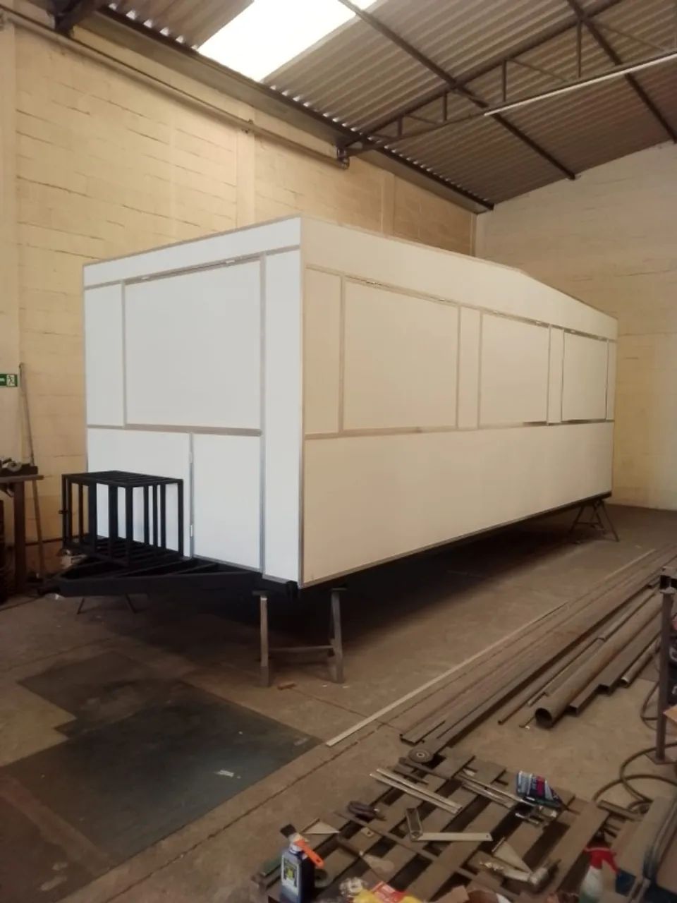Trailer Food Truck 6 x 2,4 metros - Foto 4