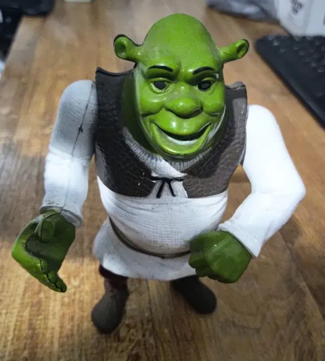 Boneco Shrek 17cm braços mexem - Foto 2
