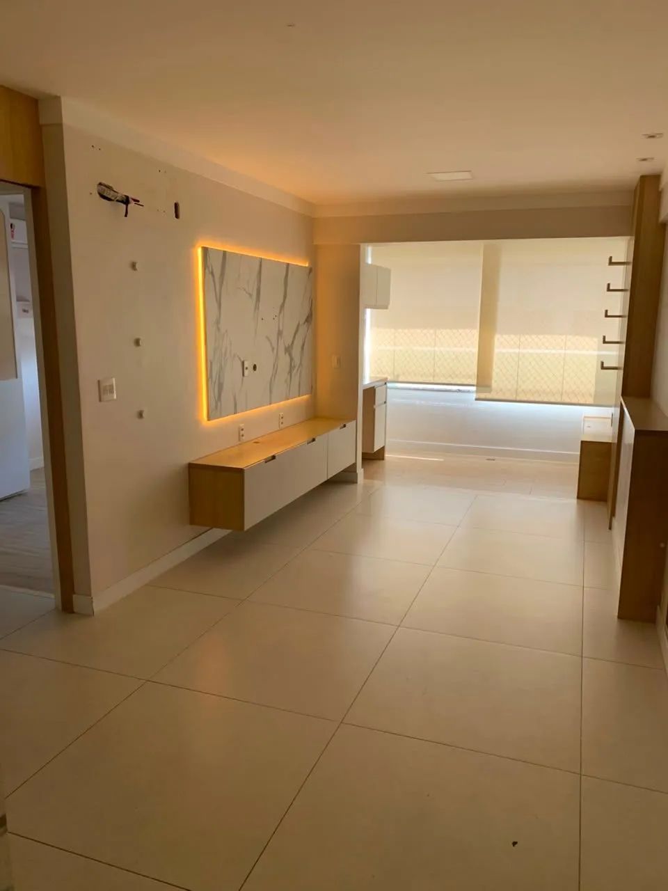 ALUGO APARTAMENTO 67m² ED. SCARP