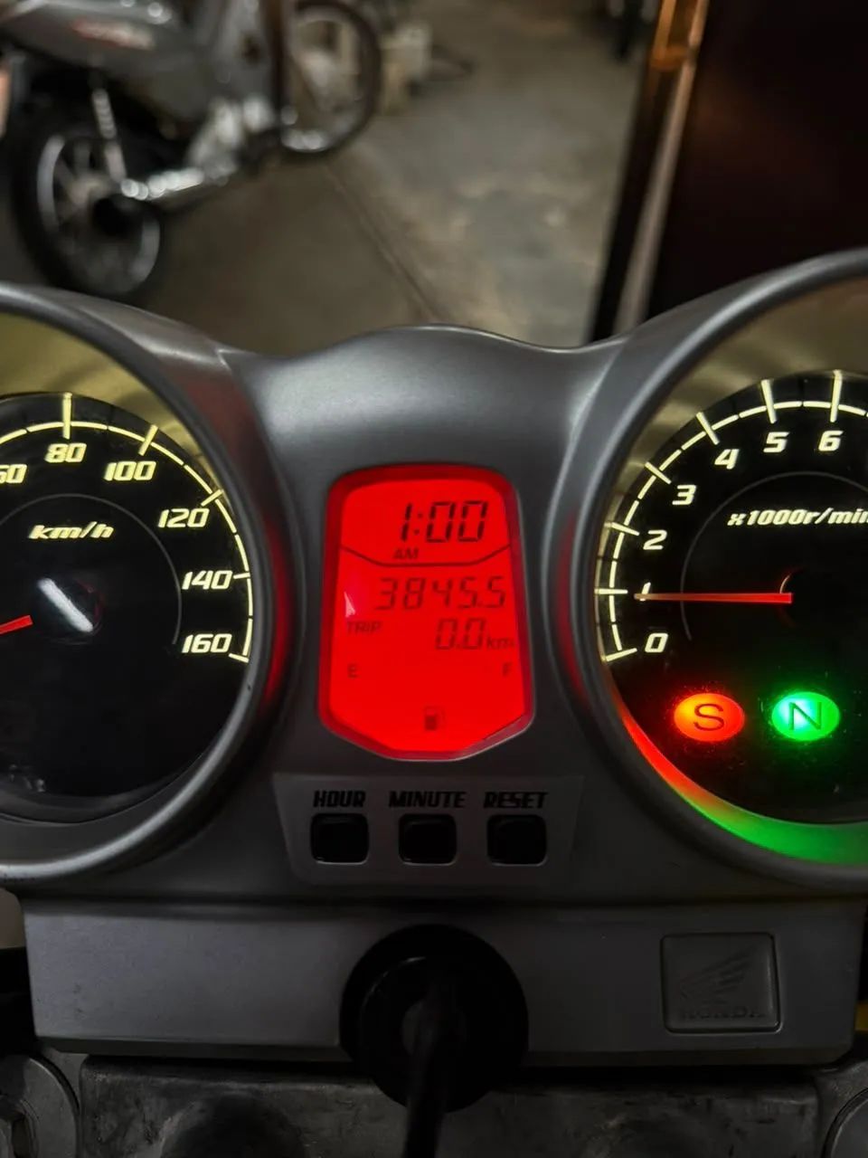 CBX 250 TWISTER - Foto 5