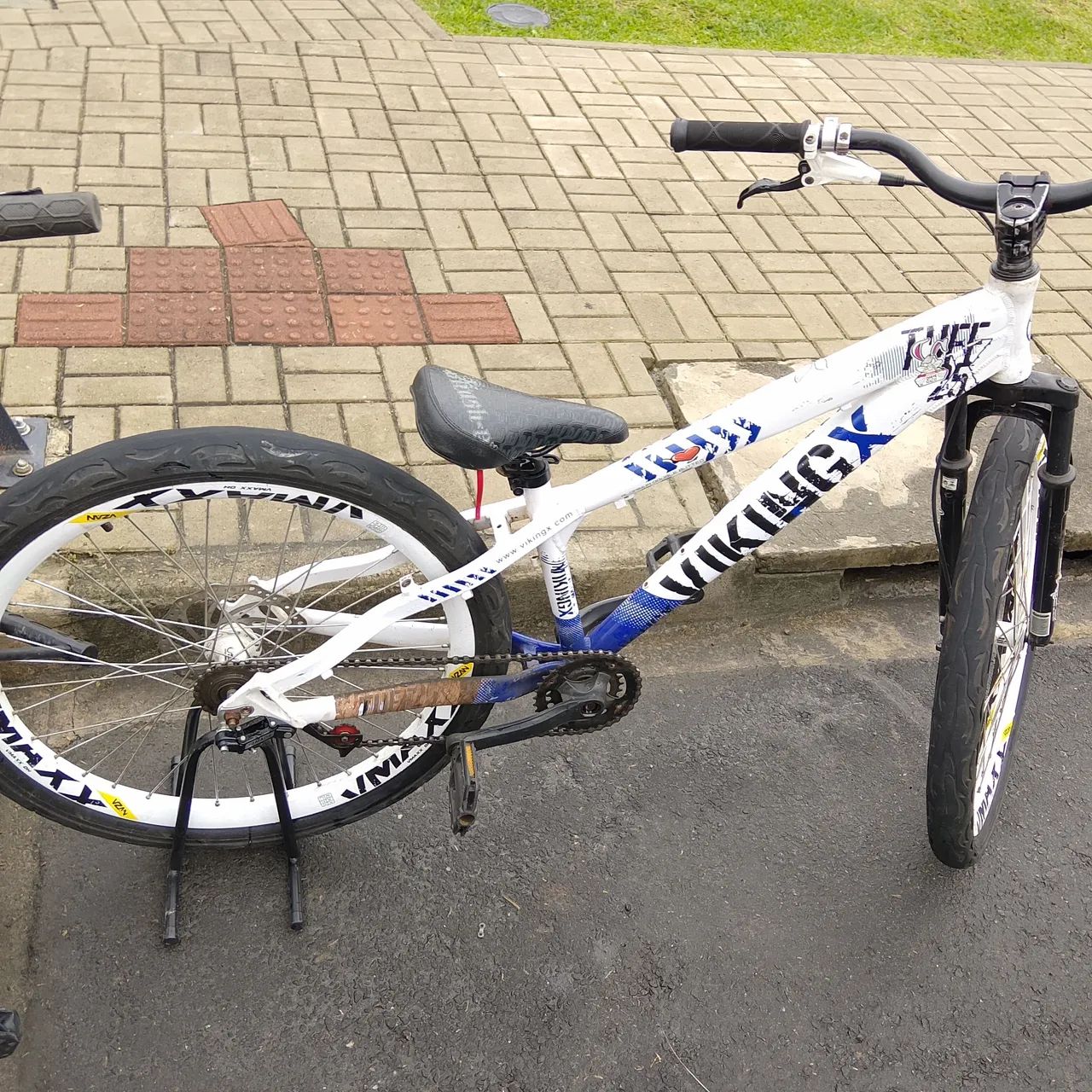 Bicicletas a venda praticamente novas