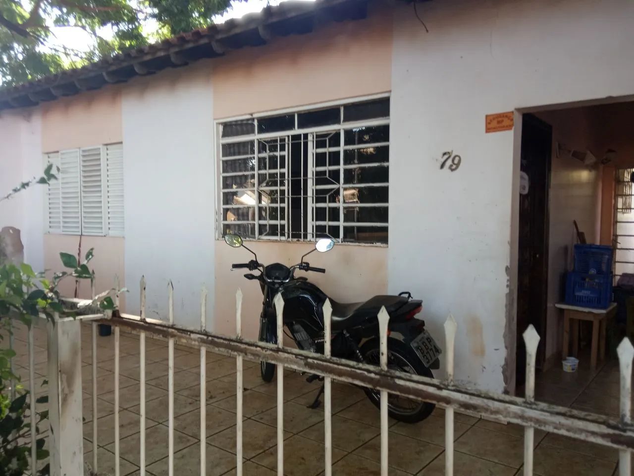 Casa à venda em Vila Santo Antonio, Maringá-PR