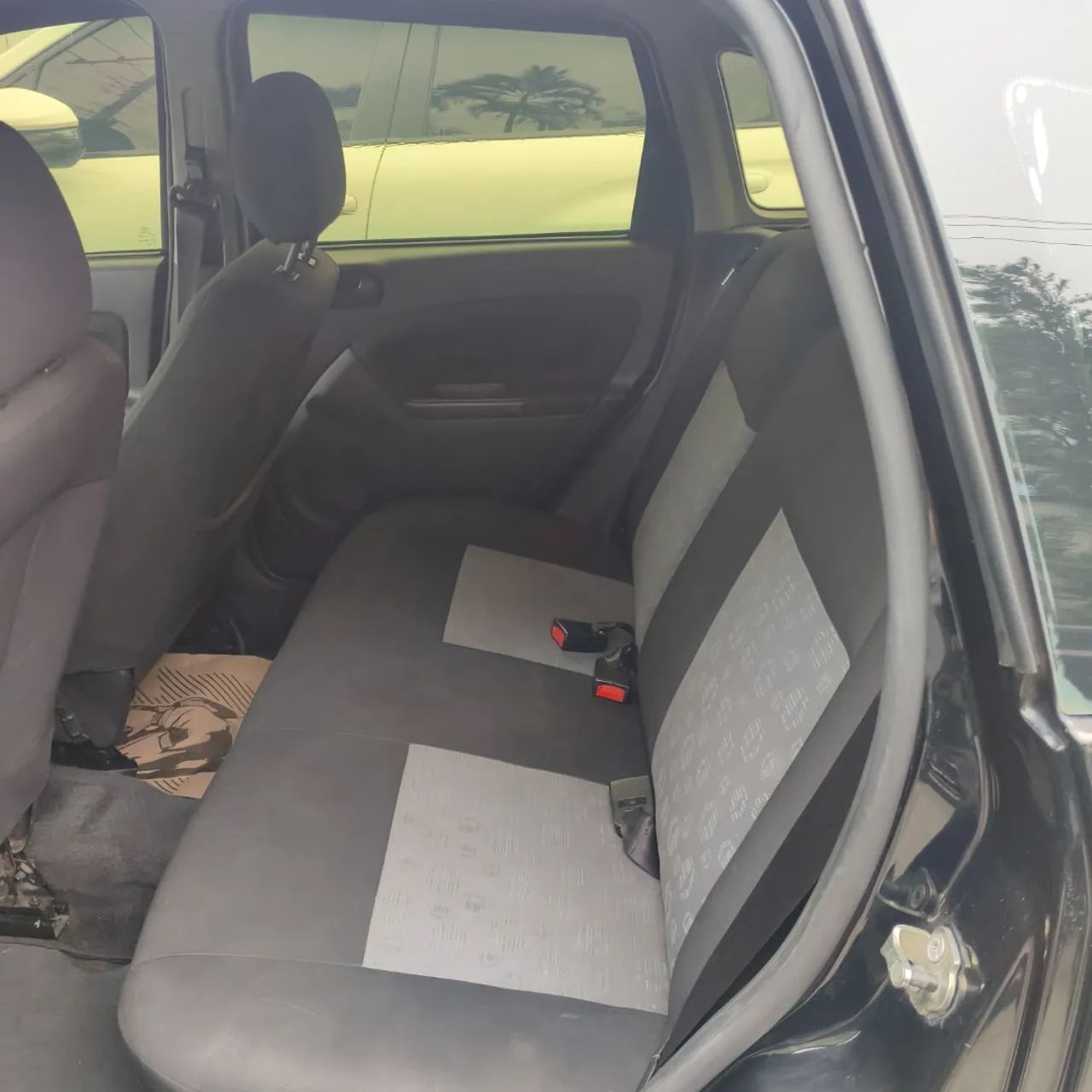 Ford Fiesta 1.0i 3p e 5p, foto 12 de 13