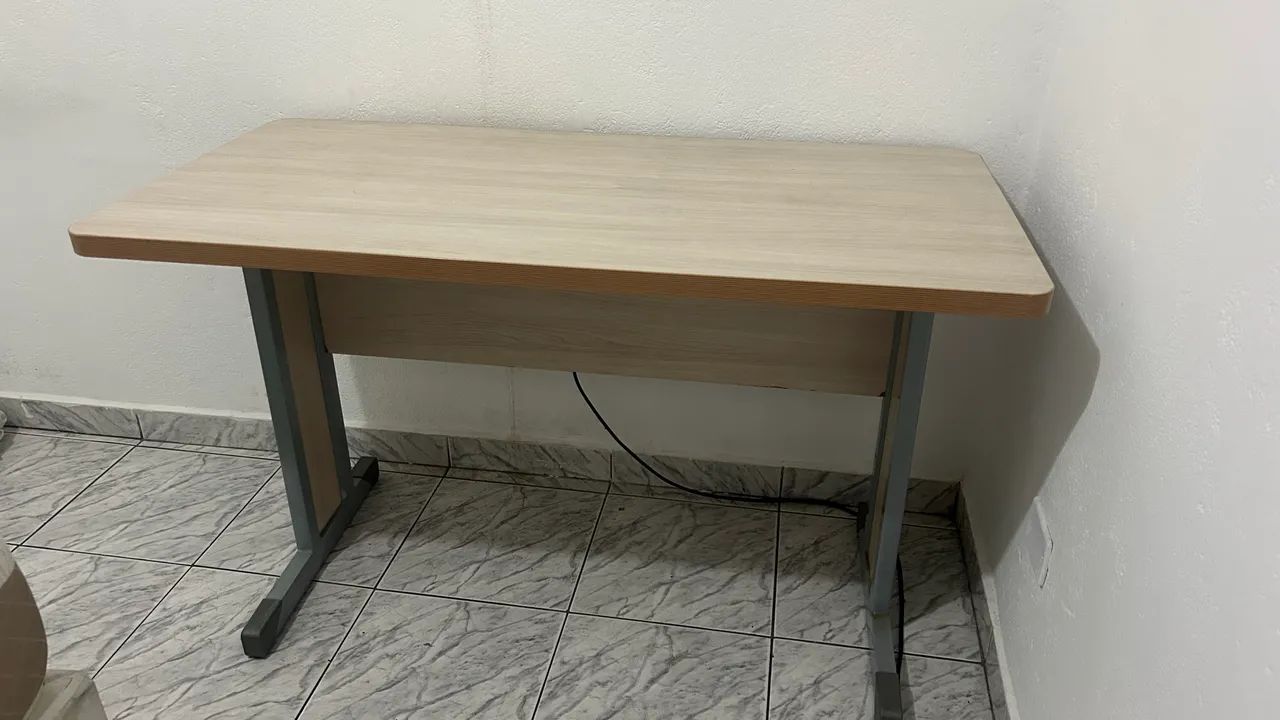 Mesa de escritório 1,20m