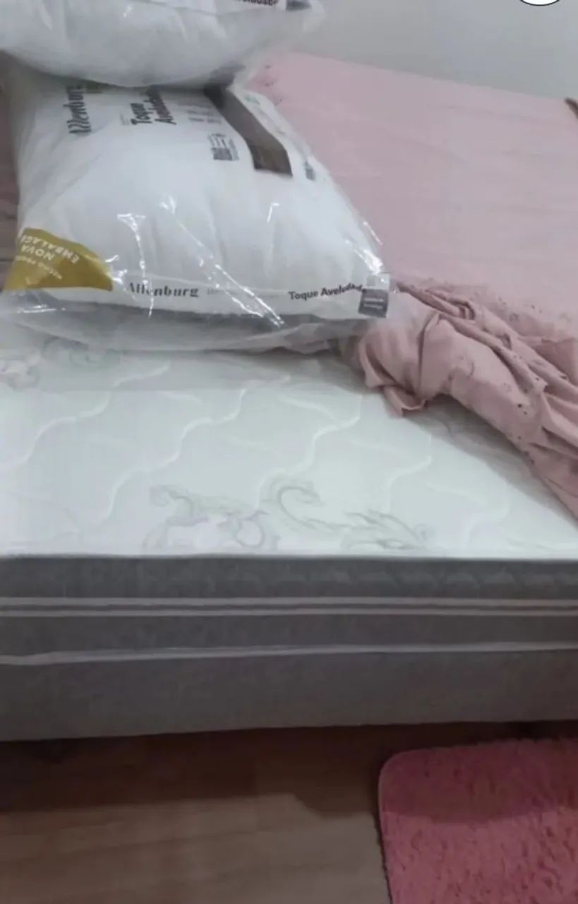 Quarto disponível no centro p/ moça não fumante que estude e trabalhe. - Foto 5