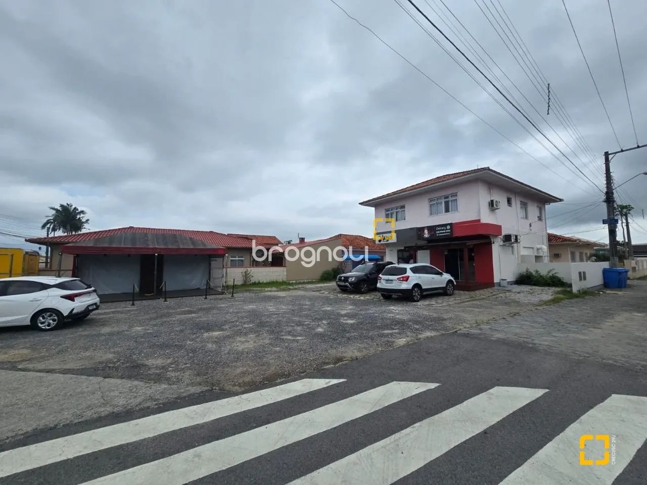 Terreno de esquina no Carianos