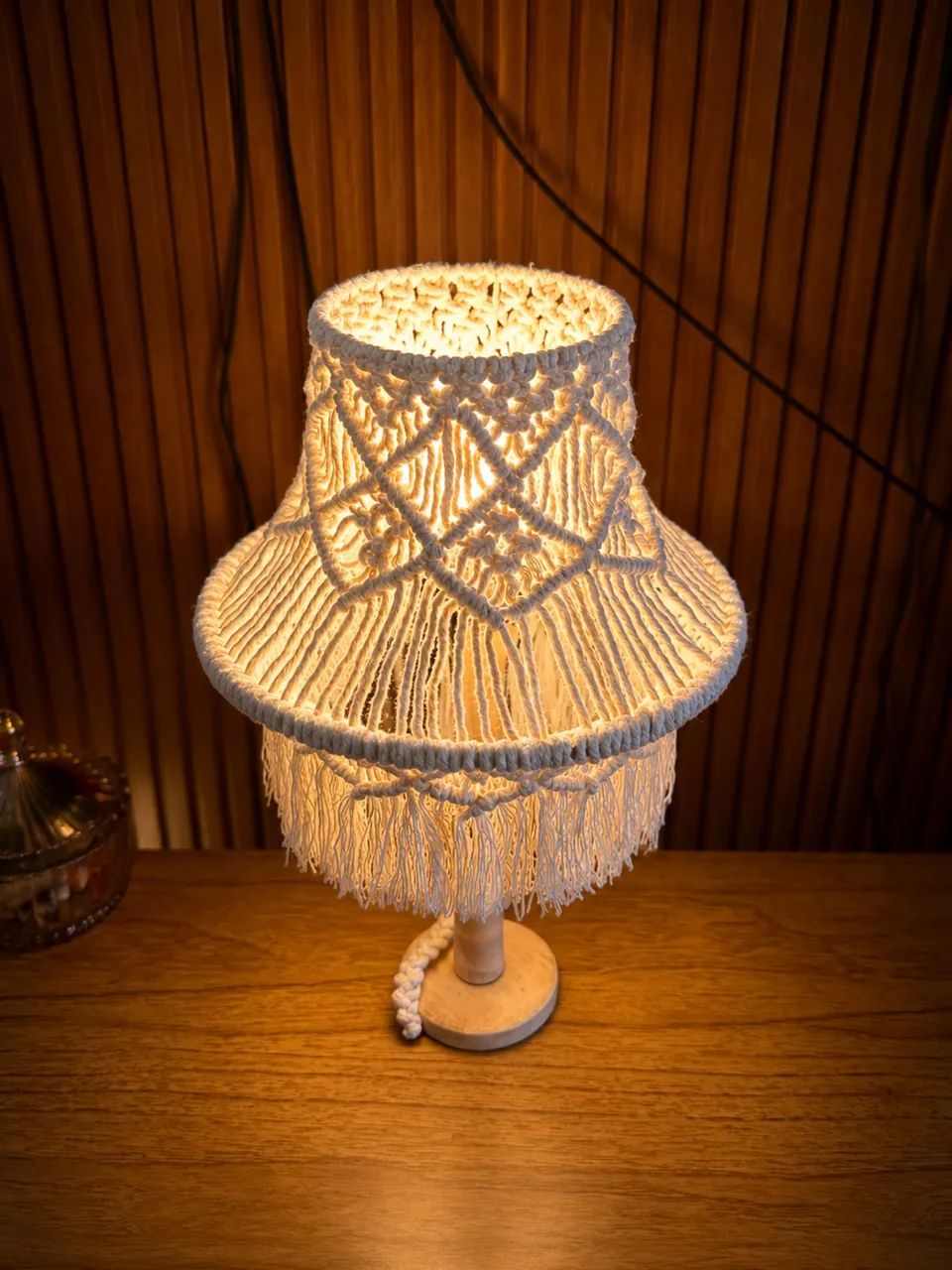 Abajur em macrame - Base Madeira  - Foto 4