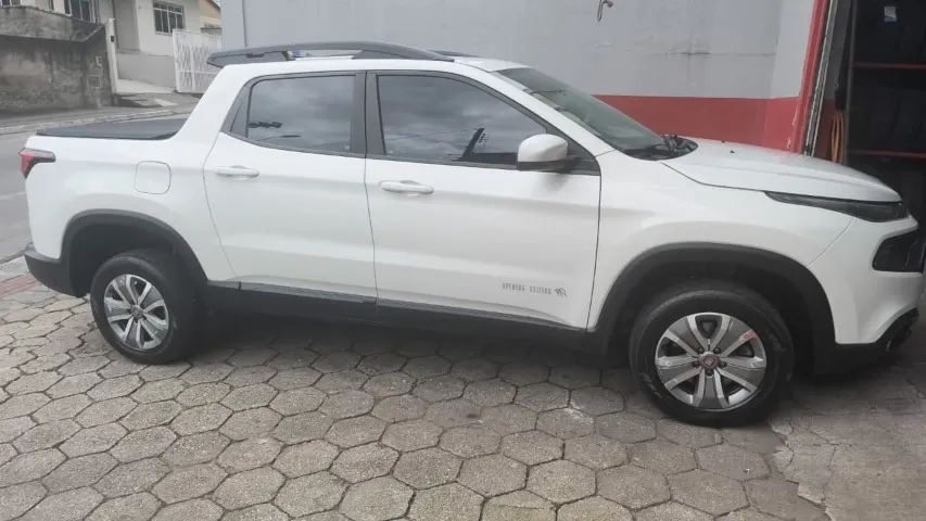 Fiat Toro Toro Opening Edition 1.8 16V Flex Aut. 2017
