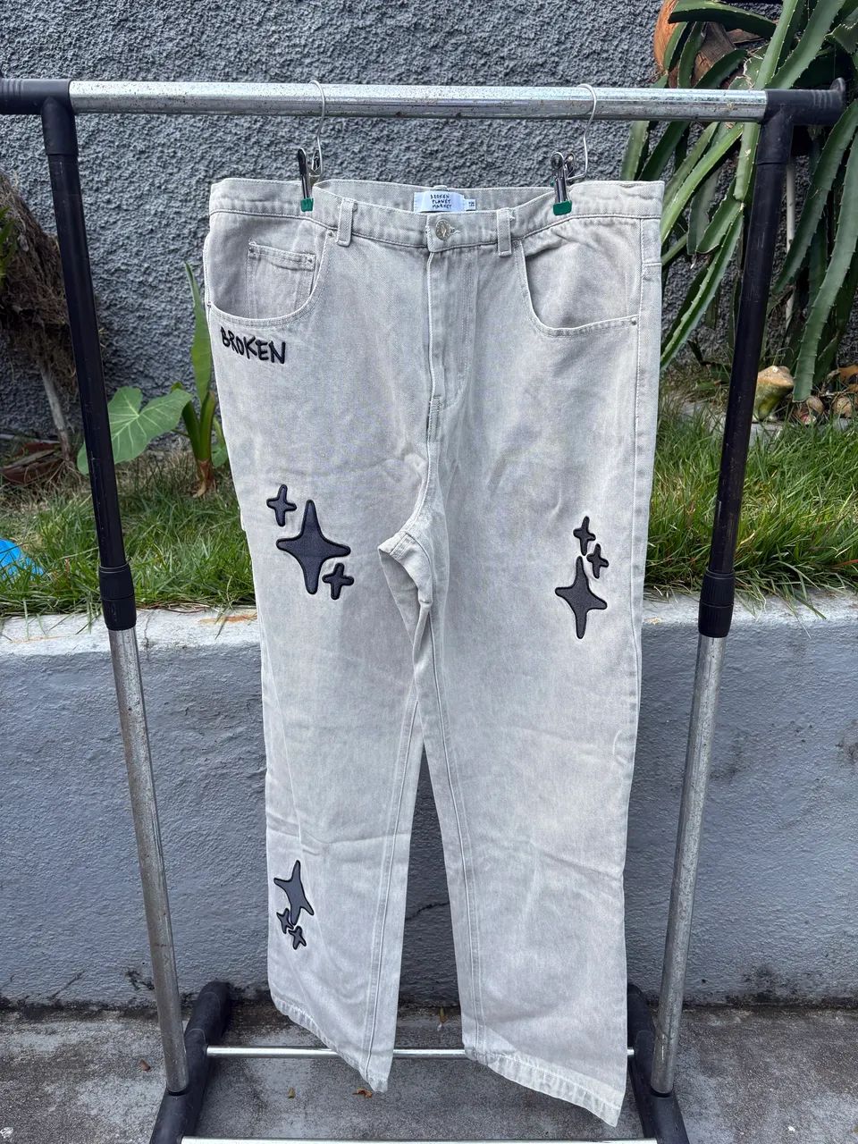 Calça Broken Planet Stars Cinza