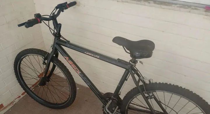 Bicicleta absolute 
