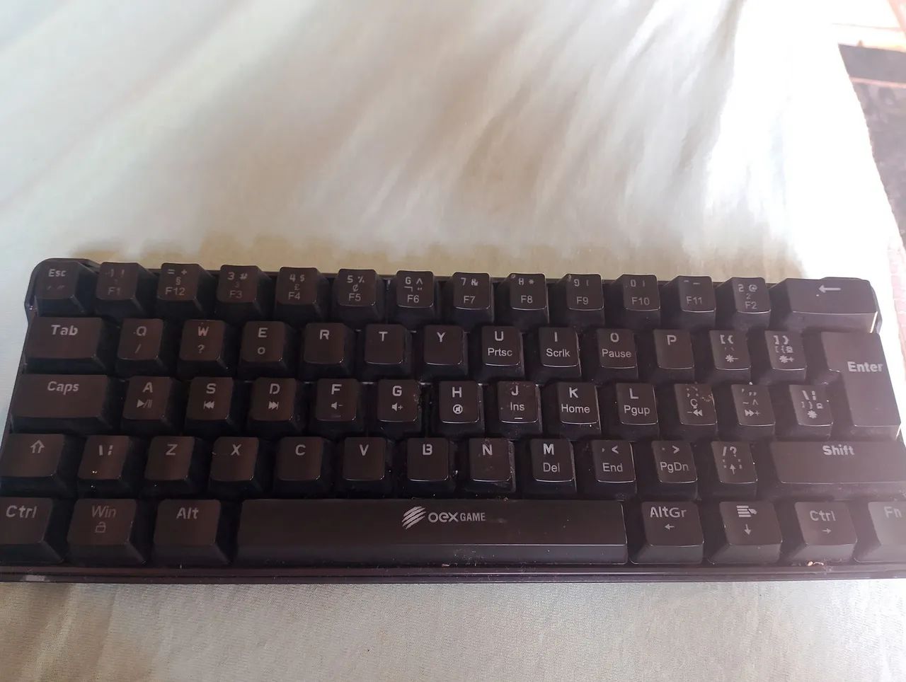 Teclado mecânico switch vermelha 