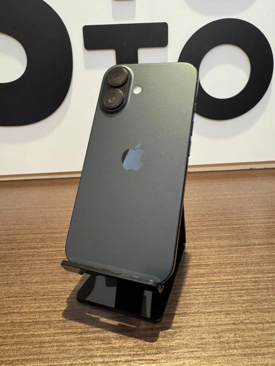 iPhone 16 128 preto - Foto 2