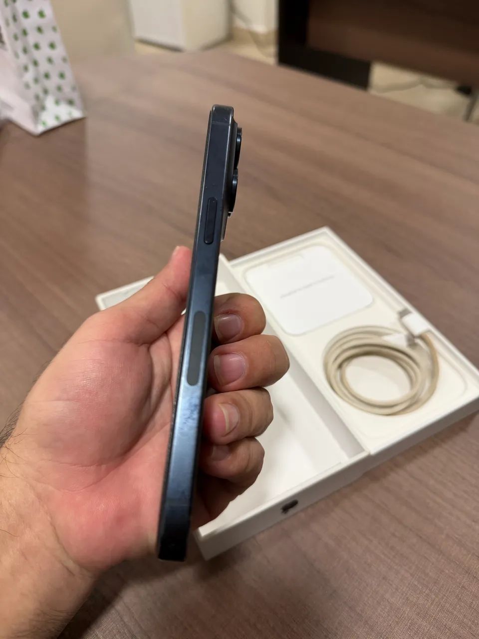 Vendo iPhone 15 pro max 256 gb  - Foto 2
