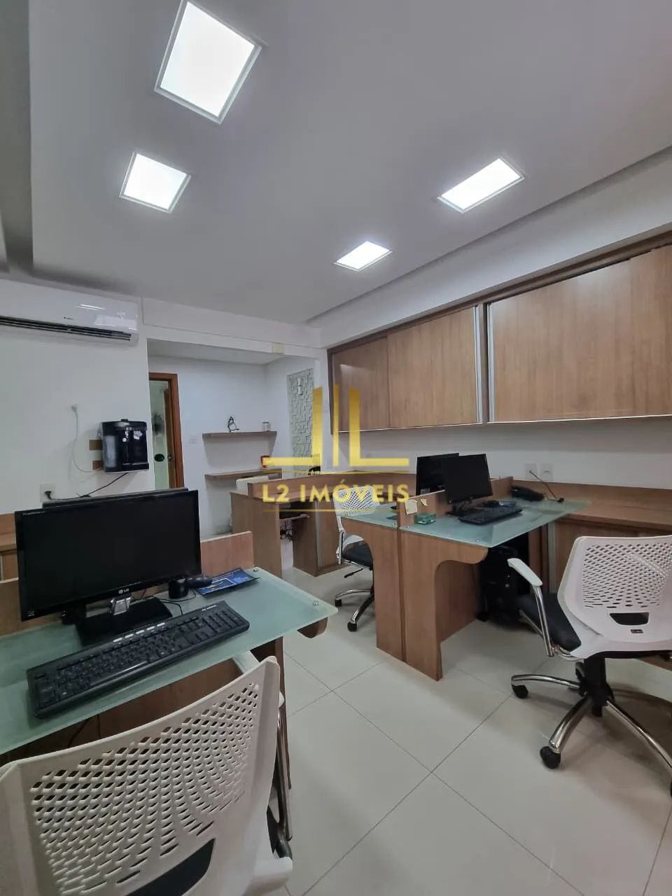 SALA COMERCIAL - 28M² - NASCENTE - MOBILIADA - ANDAR ALTO - COSTA AZUL - Foto 3