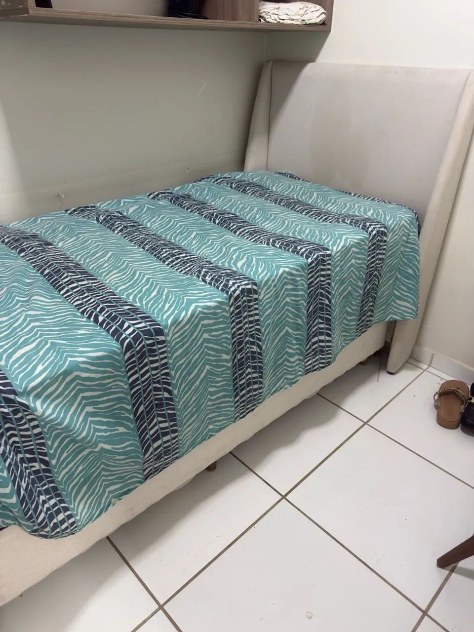 Cama de solteiro 