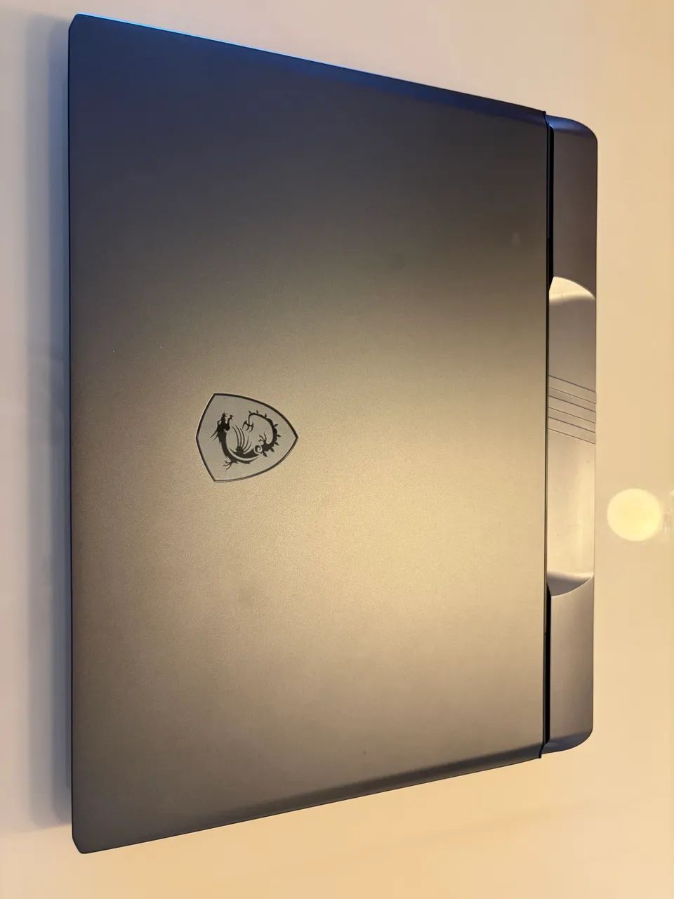 Notebook MSI Vector AI RTX 5080 16Gb Varam 240hz 32gb ddr5