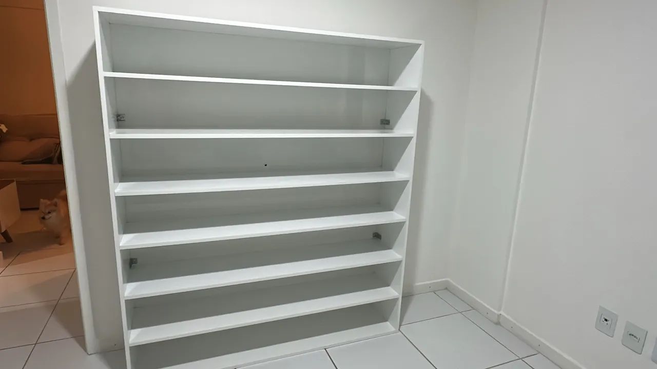 Armário multiuso 