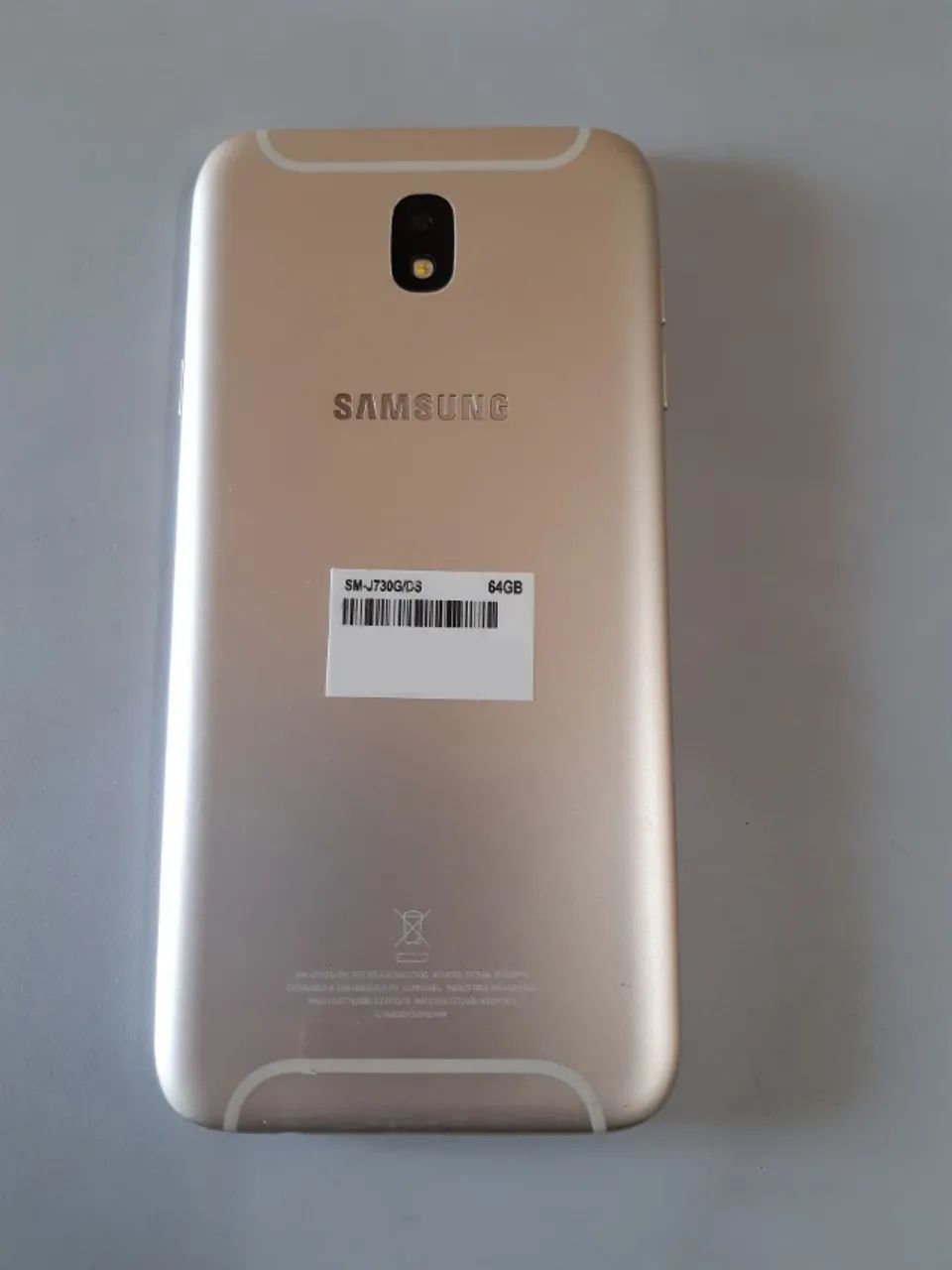 celular sansung J7 PRO - Foto 2