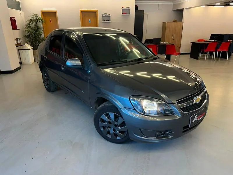 Chevrolet Prisma 2012