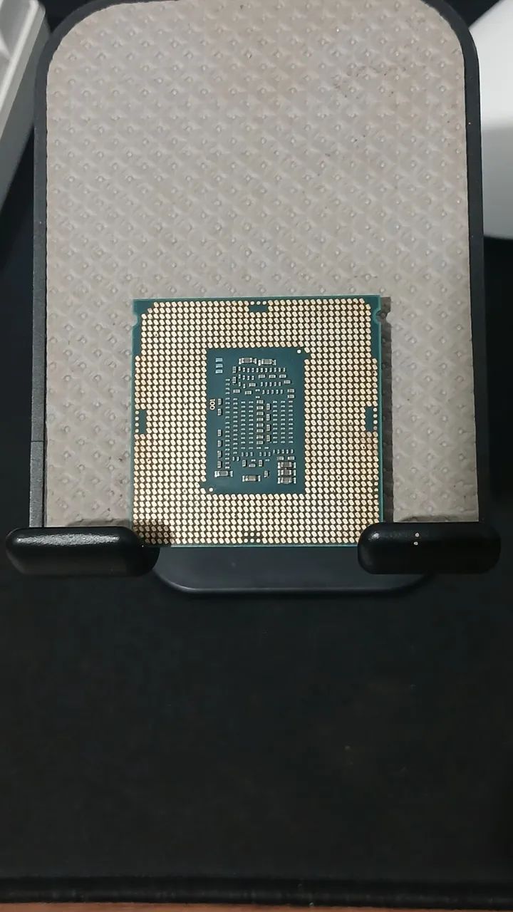 Vendo: Processador intel i3 de 8 geração ( usado ) - Foto 2