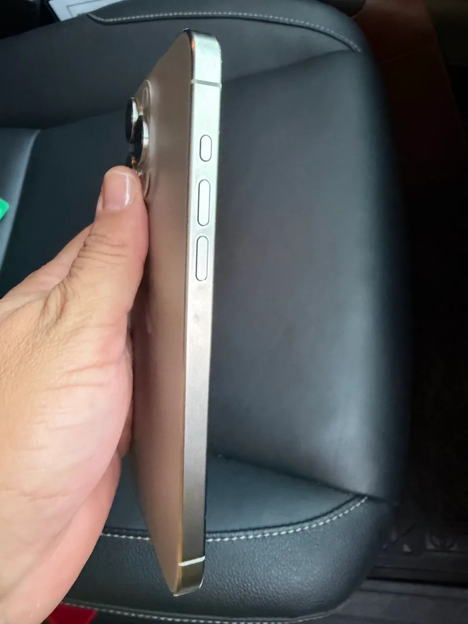 iPhone 15 Pro MAX - Foto 5