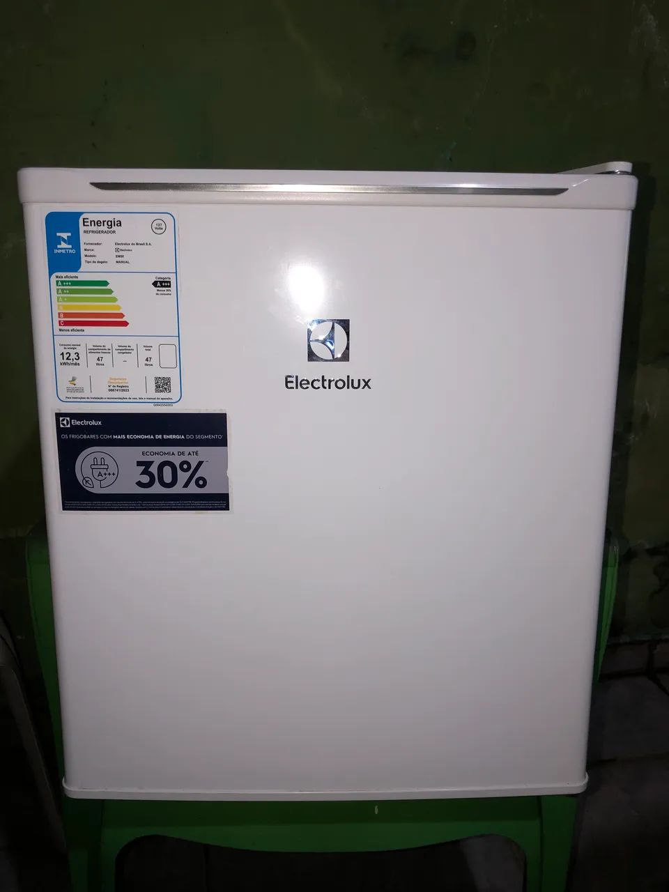 Frigobar eletrolux SEMINOVO