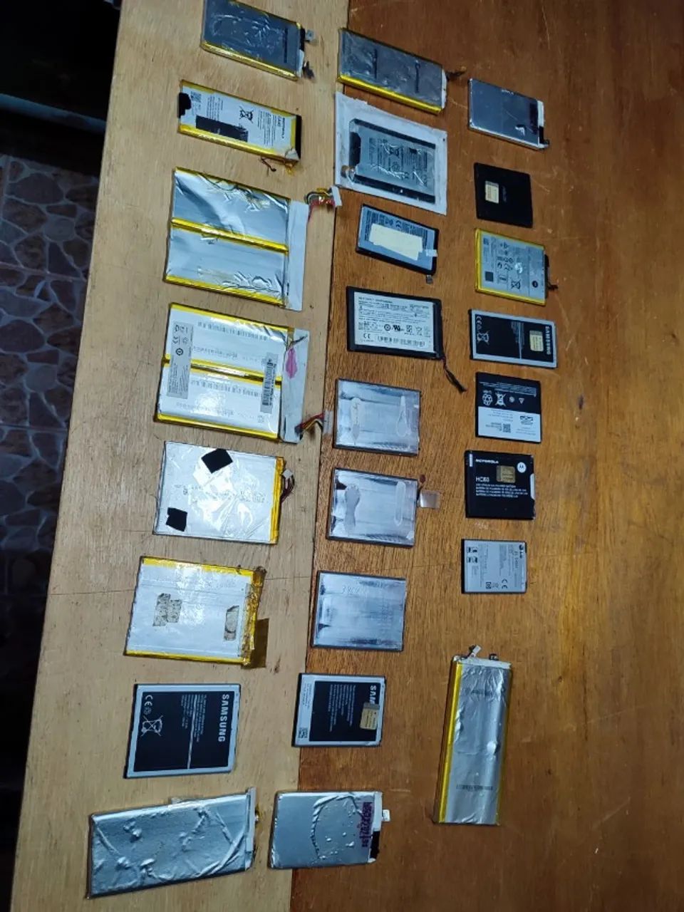 lote baterias celular e tablet usadas litio  - Foto 3