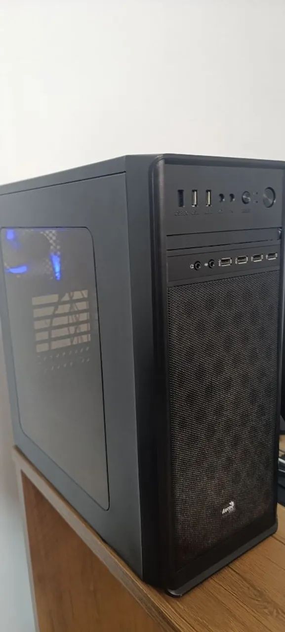 CPU i5, 16 Gigas Memória, HD 500 Gigas