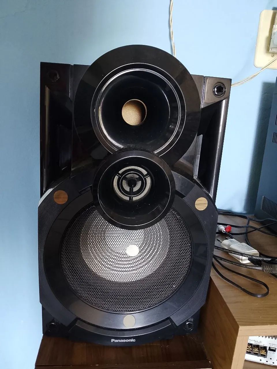 Vendo duas caixas de som da Panasonic funcionando perfeitamente bem 