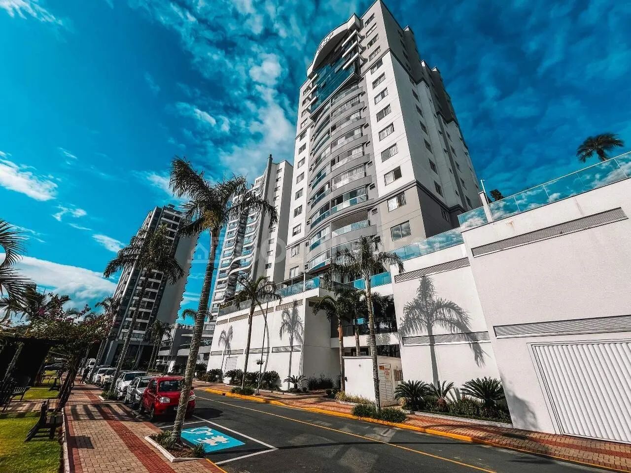 Apartamento semi mobiliado para venda no Edificio Sena no centro de Brusque. - Foto 2