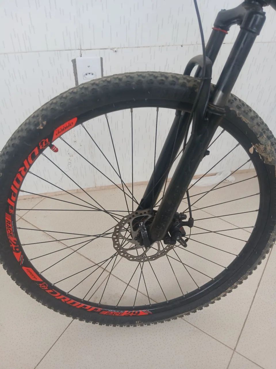 Bicicleta Aro 29 alumínio - Foto 4