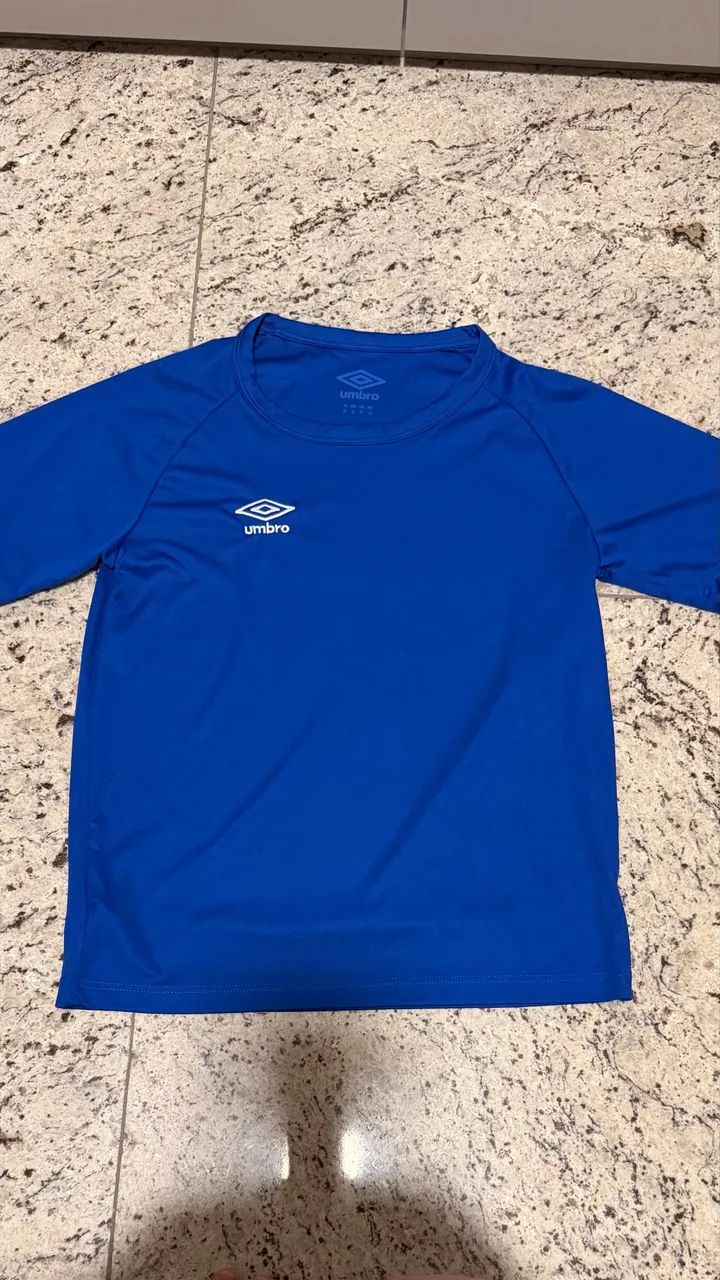 2 camisas Umbro 10 anos - Foto 2