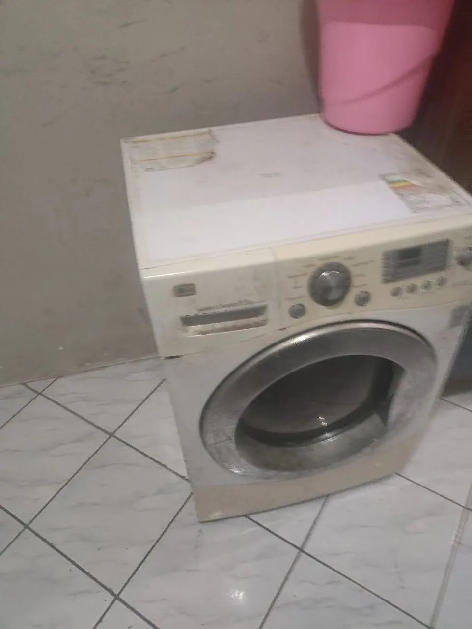 Vendo máquina lava e seca lg