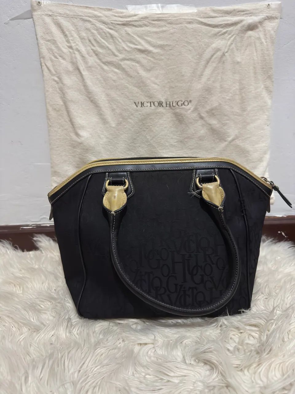 Bolsa Victor Hugo Preta - Foto 3