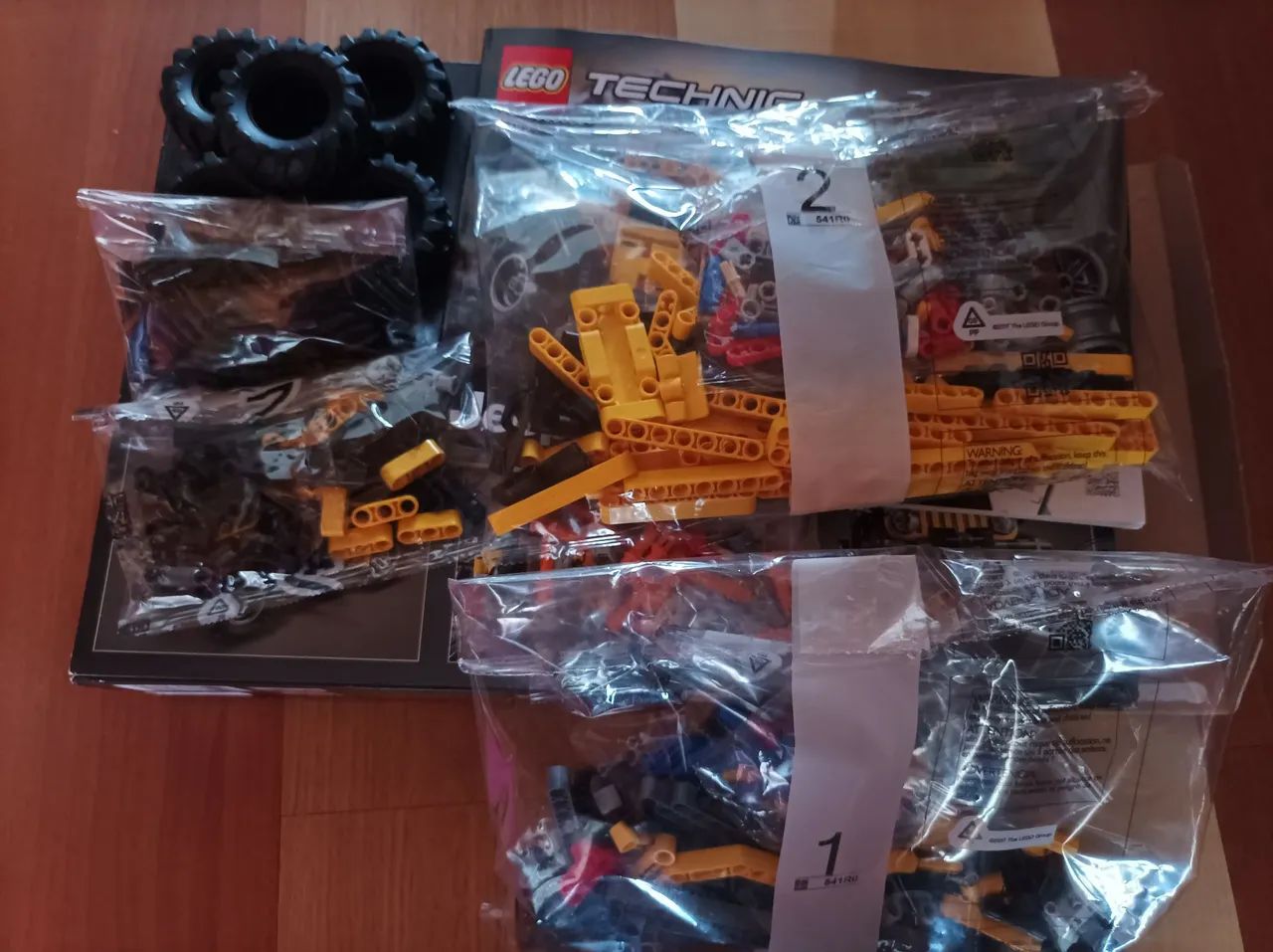 Lego Technic 42122 (jeep Wrangler) 665 Pçs - Foto 2