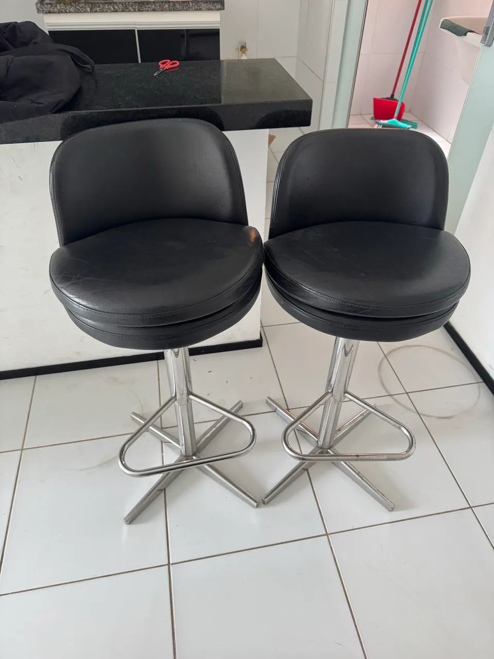 Banquetas de couro 472806509018490881