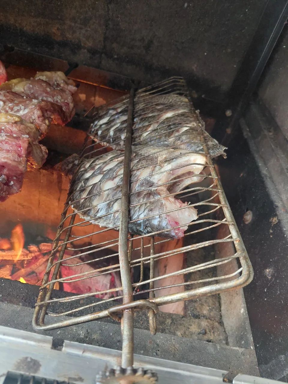 Gril giratório 4 espetos e grelha biv - Foto 2