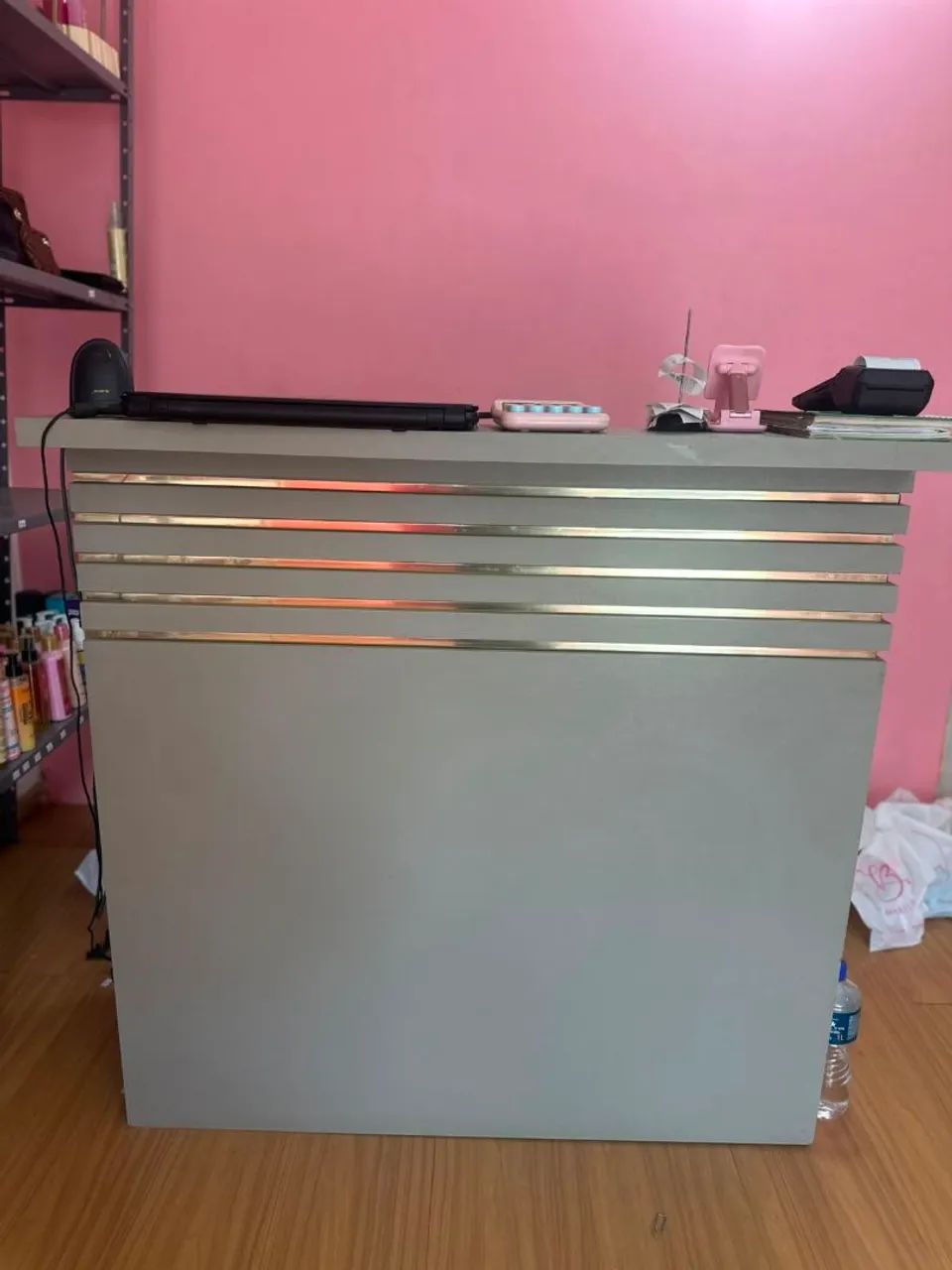 VENDO BALCÃO PARA LOJA.