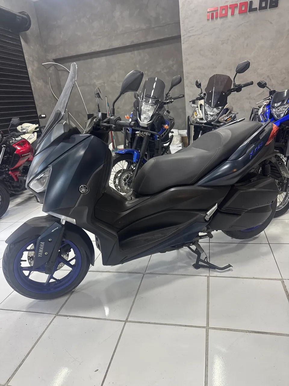 Xmax 2023/2023 impecável 