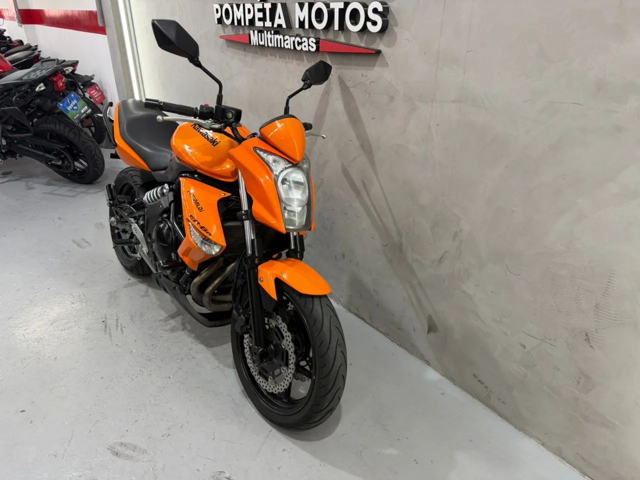 Kawasaki Er-6N 2010 - Foto 3