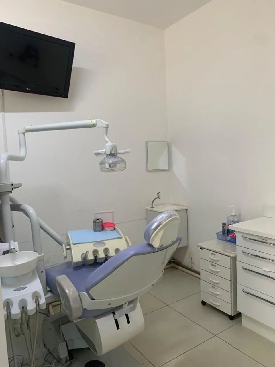 Vendo equipamentos e imóveis para clínica dentária completa. - Foto 5