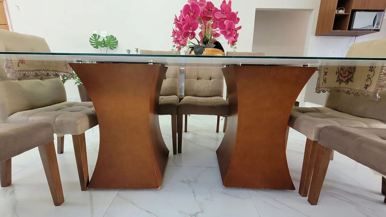 Mesa de 8 lugares com tampo em vidro - Foto 4